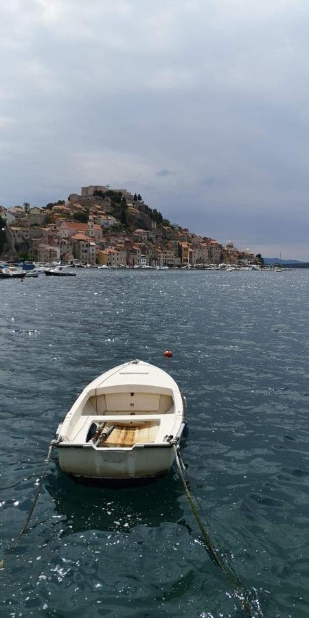Apartment Marinero シベニク エクステリア 写真