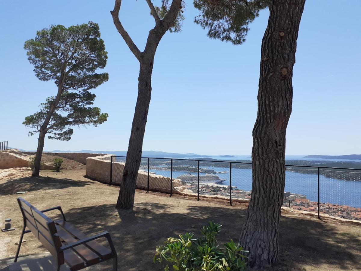 Apartment Marinero シベニク エクステリア 写真
